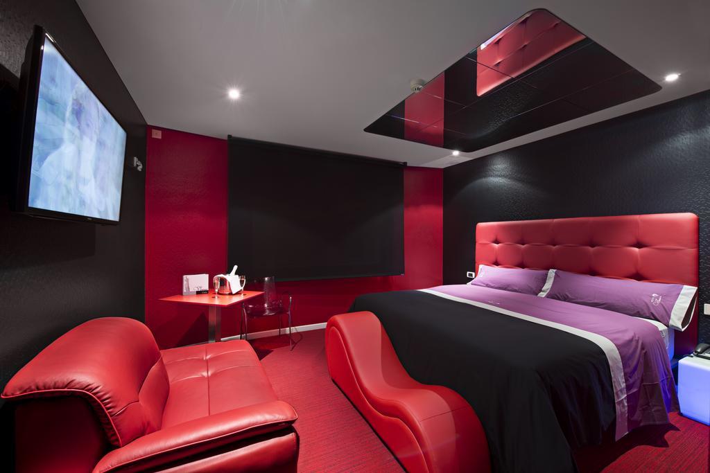 Motel Venus La Coruna Guísamo Εξωτερικό φωτογραφία