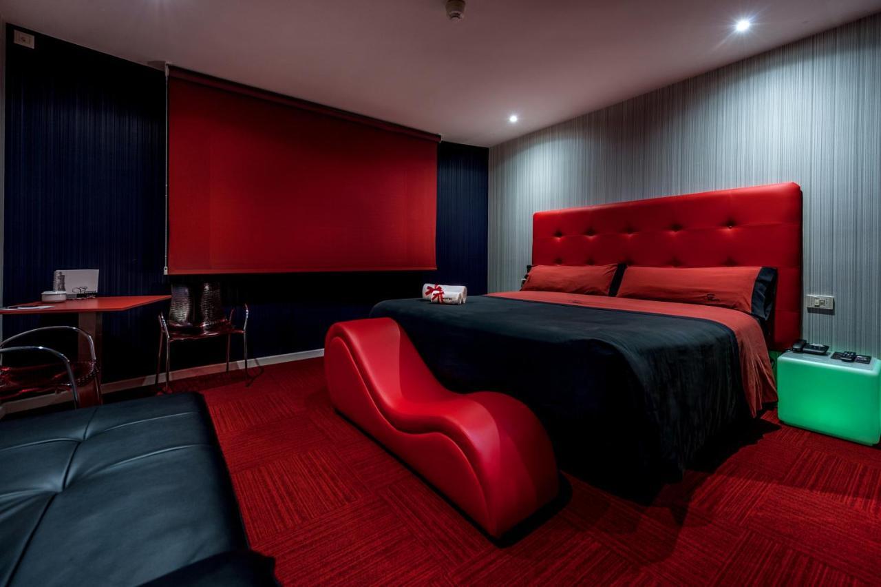 Motel Venus La Coruna Guísamo Εξωτερικό φωτογραφία