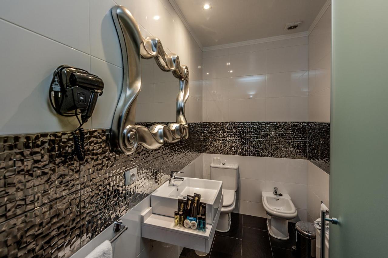 Motel Venus La Coruna Guísamo Εξωτερικό φωτογραφία